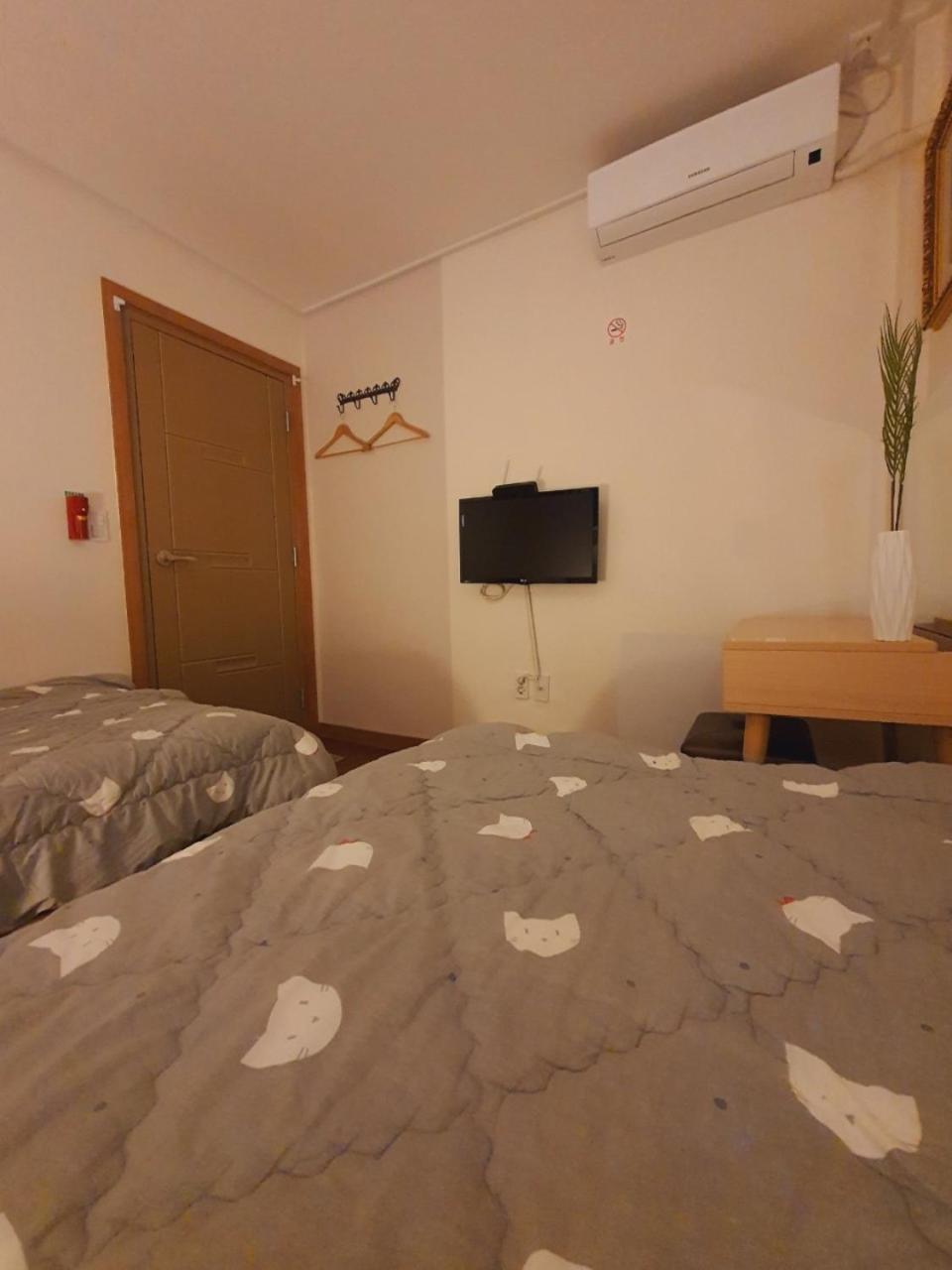 Rgb Guesthouse Jeonju Exterior foto